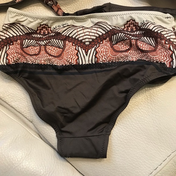 Save The Queen Bikini Swimsuit - Picture 5 of 9